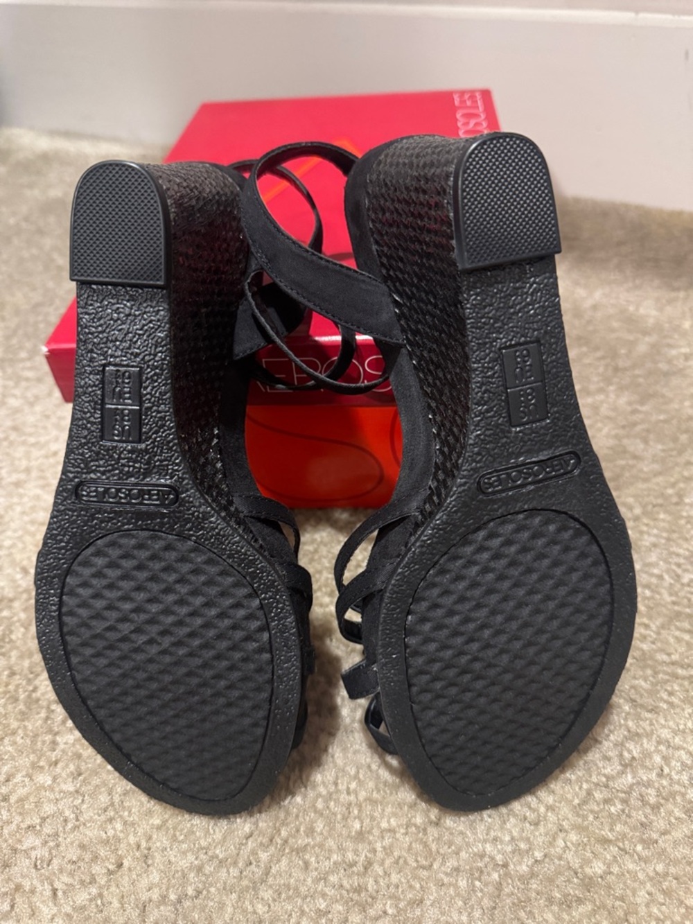 AEROSOLES Black Strappy Buckle Block Heel Sandals - Picture 5 of 5